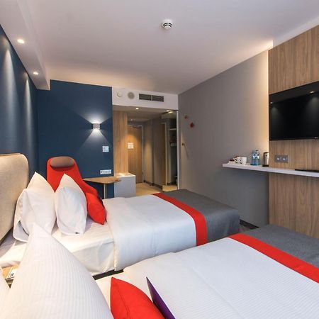 Holiday Inn Express Warsaw - Mokotow By Ihg Buitenkant foto