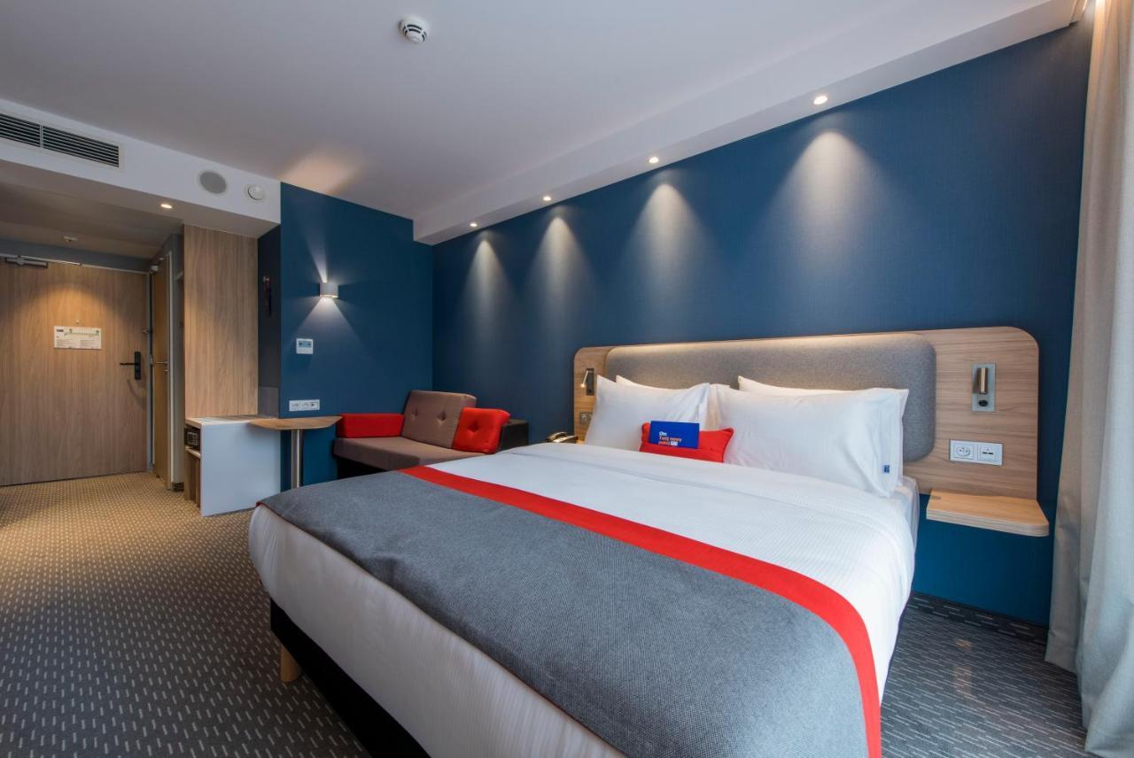 Holiday Inn Express Warsaw - Mokotow By Ihg Buitenkant foto