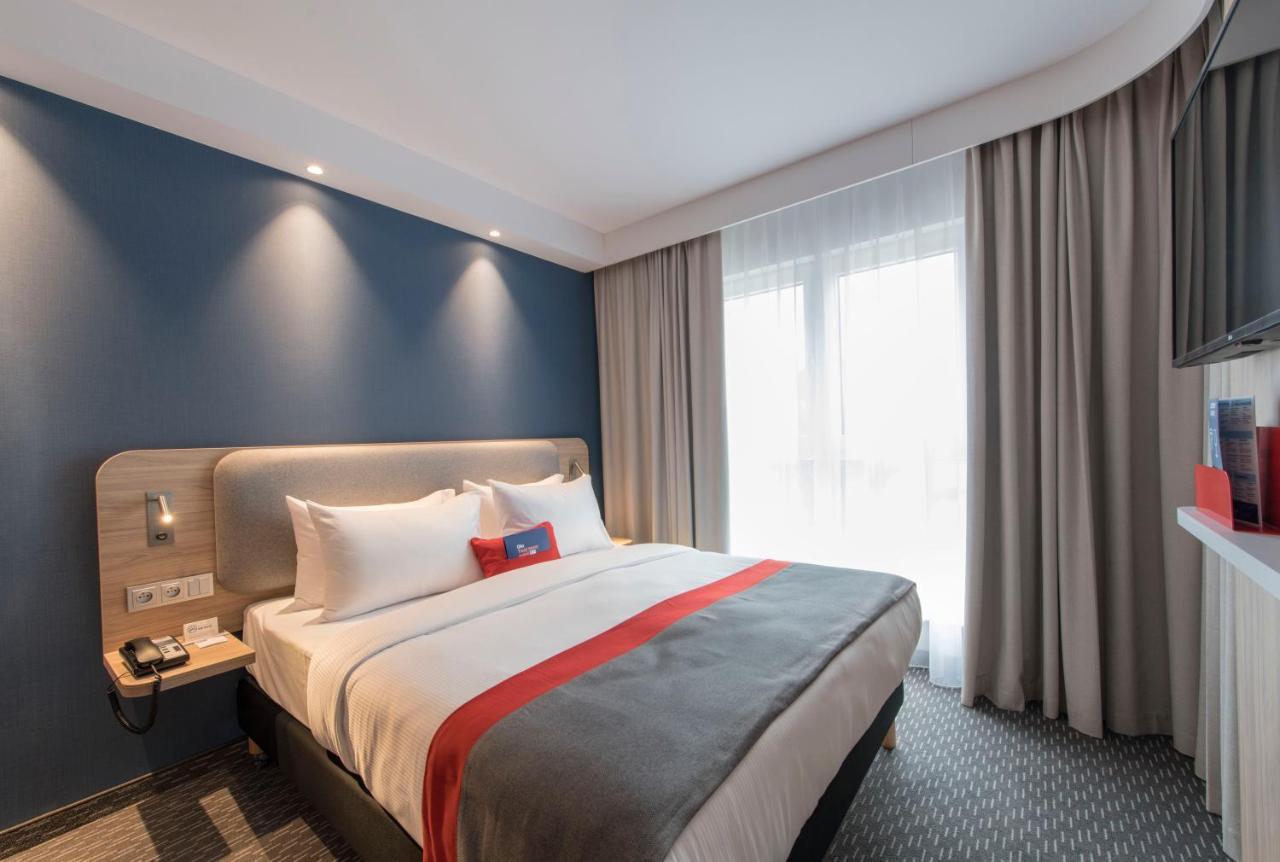 Holiday Inn Express Warsaw - Mokotow By Ihg Buitenkant foto